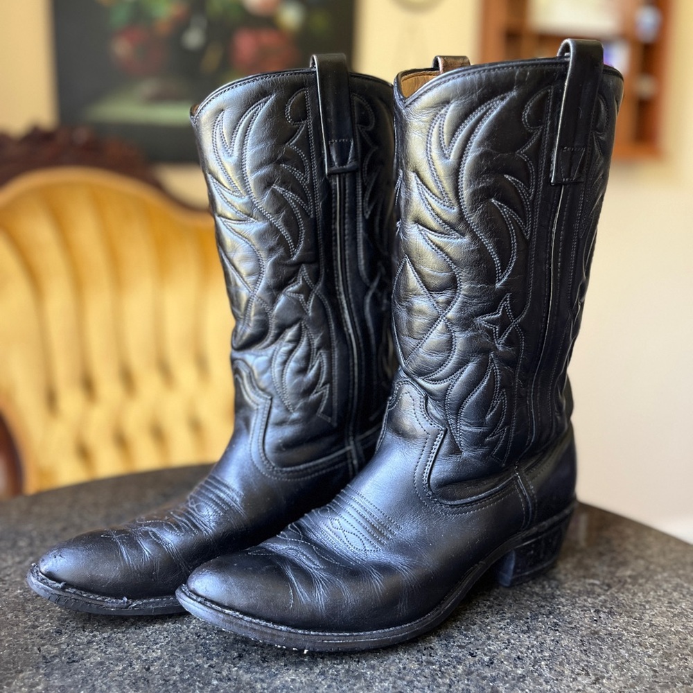 ☾ Vintage Cat’s Paw black stitched leather cowboy boots